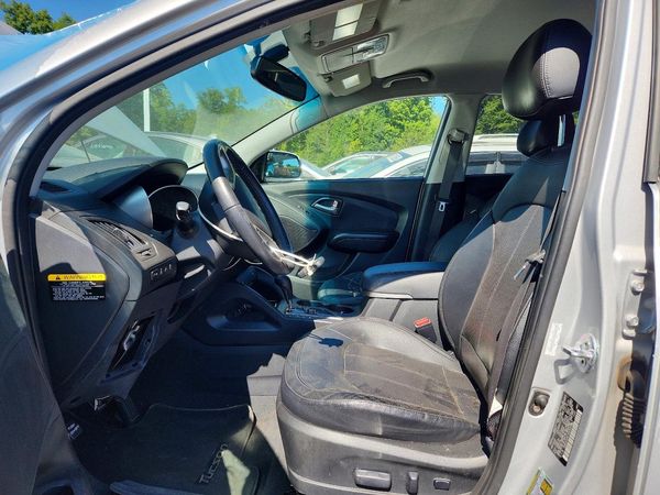 2013 HYUNDAI TUCSON — DENT