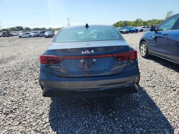 2022 KIA FORTE