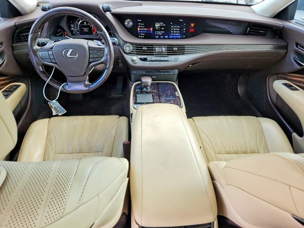 2018 LEXUS LS 500