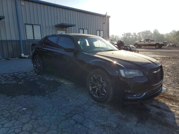 2015 CHRYSLER 300