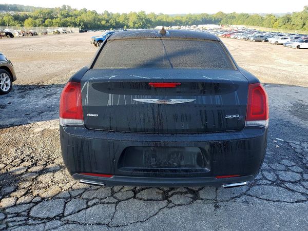 2015 CHRYSLER 300
