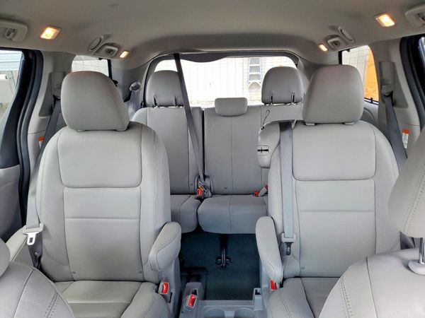 2020 TOYOTA SIENNA