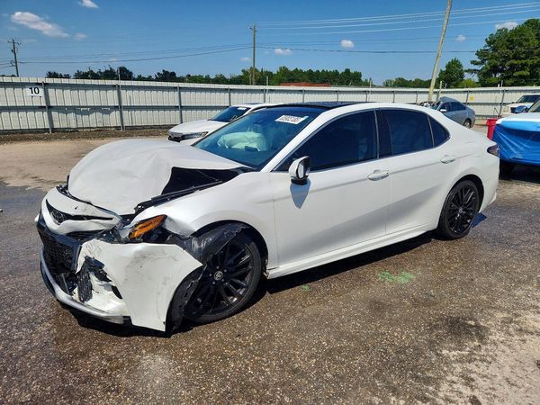2023 TOYOTA CAMRY XSE