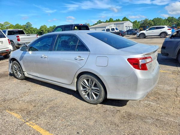 2013 TOYOTA CAMRY