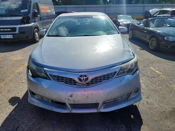 2013 TOYOTA CAMRY