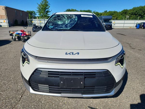 2026 KIA NIRO LX