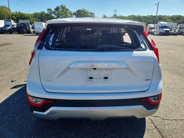 2026 KIA NIRO LX