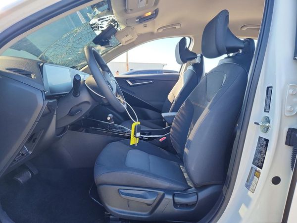 2026 KIA NIRO LX