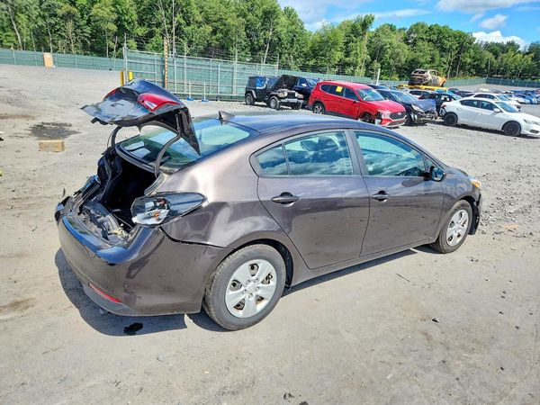 2017 KIA FORTE