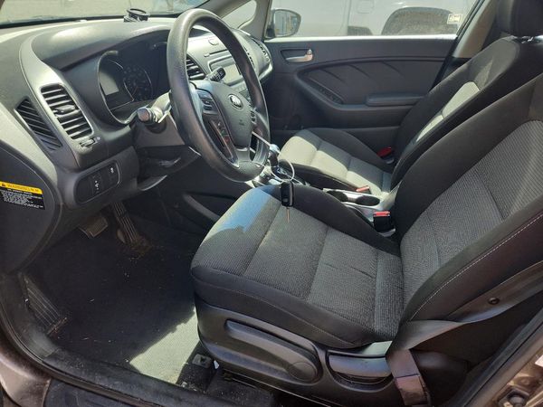 2017 KIA FORTE