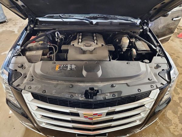 2020 CADILLAC ESCALADE ESV Luxury
