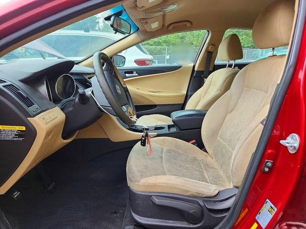 2012 HYUNDAI SONATA