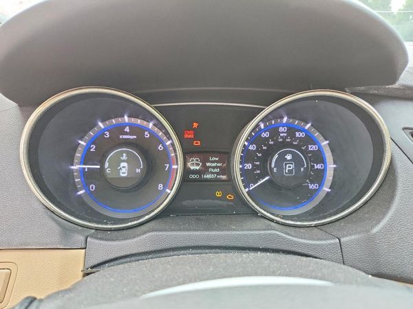 2012 HYUNDAI SONATA