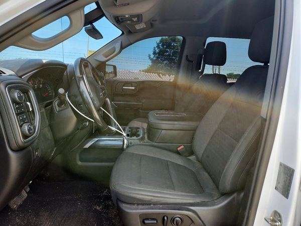 2019 CHEVROLET SILVERADO RST — DENT