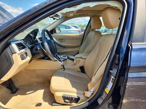 2014 BMW 320