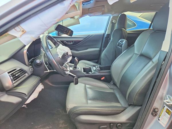 2021 SUBARU OUTBACK Onyx Edition+M/R+NAVI — DENT