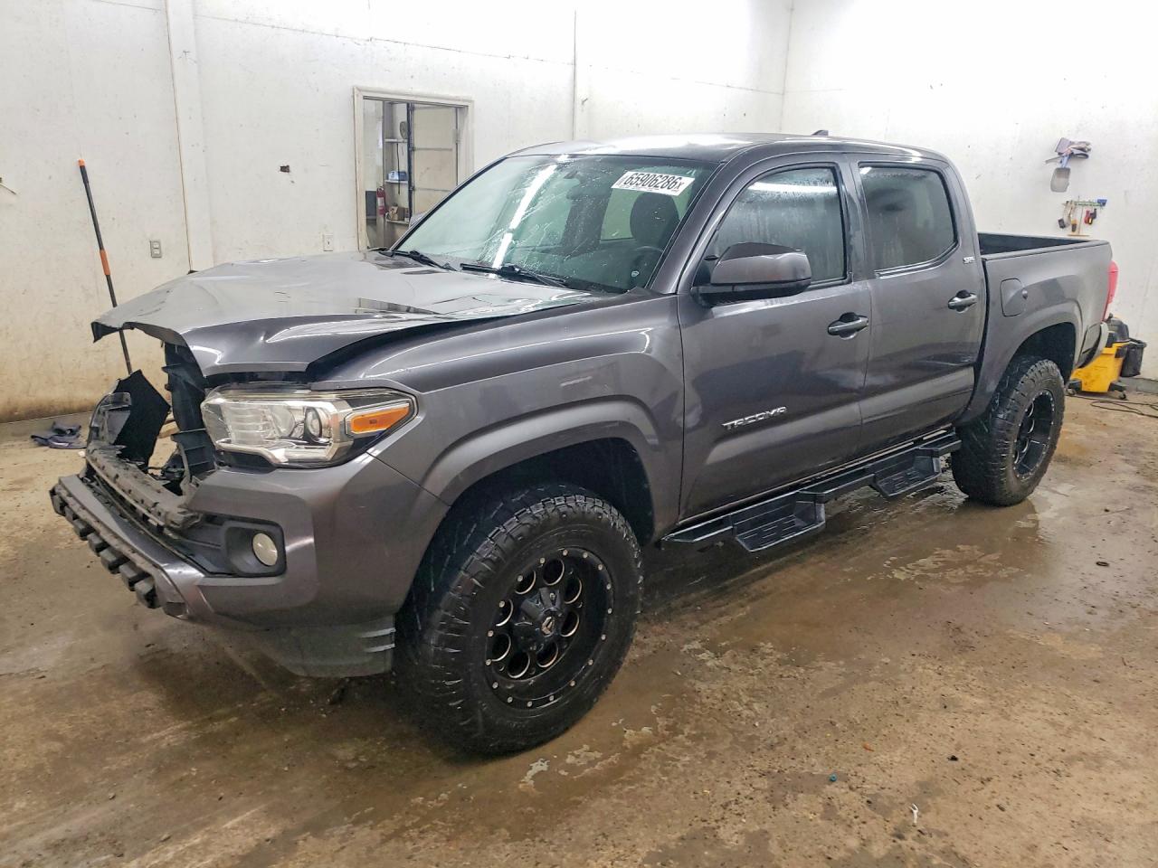 2016 TOYOTA TACOMA