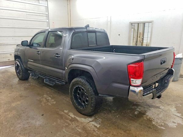2016 TOYOTA TACOMA