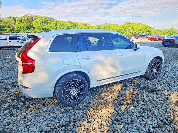 2019 VOLVO XC90