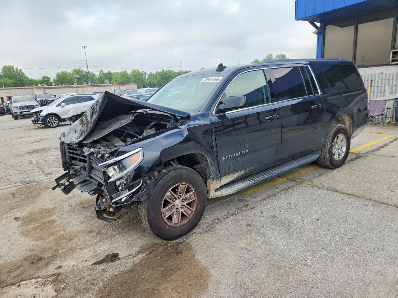 2020 CHEVROLET SUBURBAN LS — Front 3/4