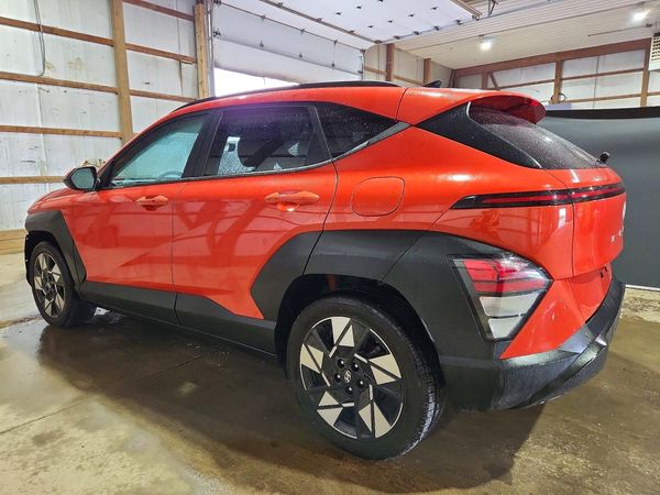 2024 HYUNDAI KONA SE