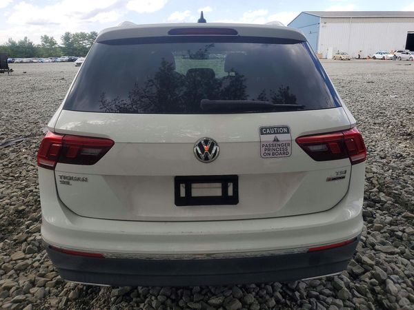 2018 VOLKSWAGEN TIGUAN SE, 4Motion SEL