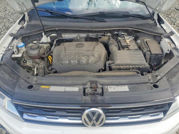 2018 VOLKSWAGEN TIGUAN SE, 4Motion SEL