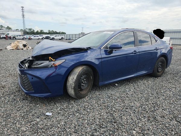 2026 TOYOTA CAMRY