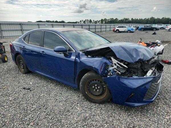 2026 TOYOTA CAMRY