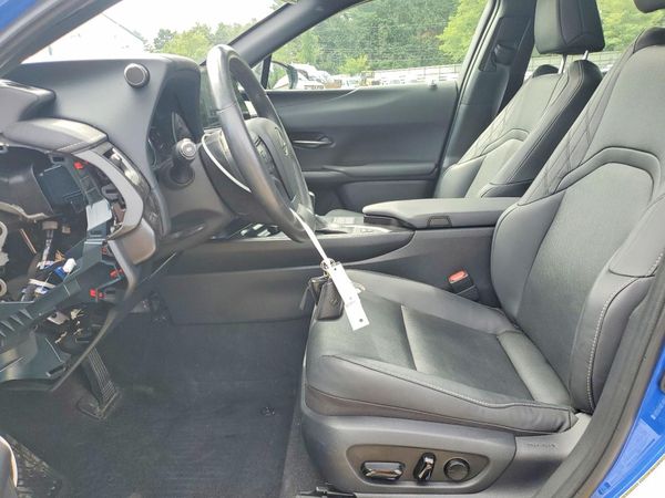 2023 LEXUS UX 250H 250h Premium — DENT