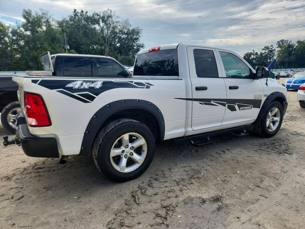 2018 RAM 1500 ST QUAD CAB 4X4