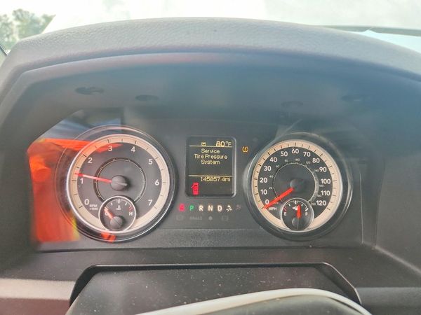 2018 RAM 1500 ST QUAD CAB 4X4