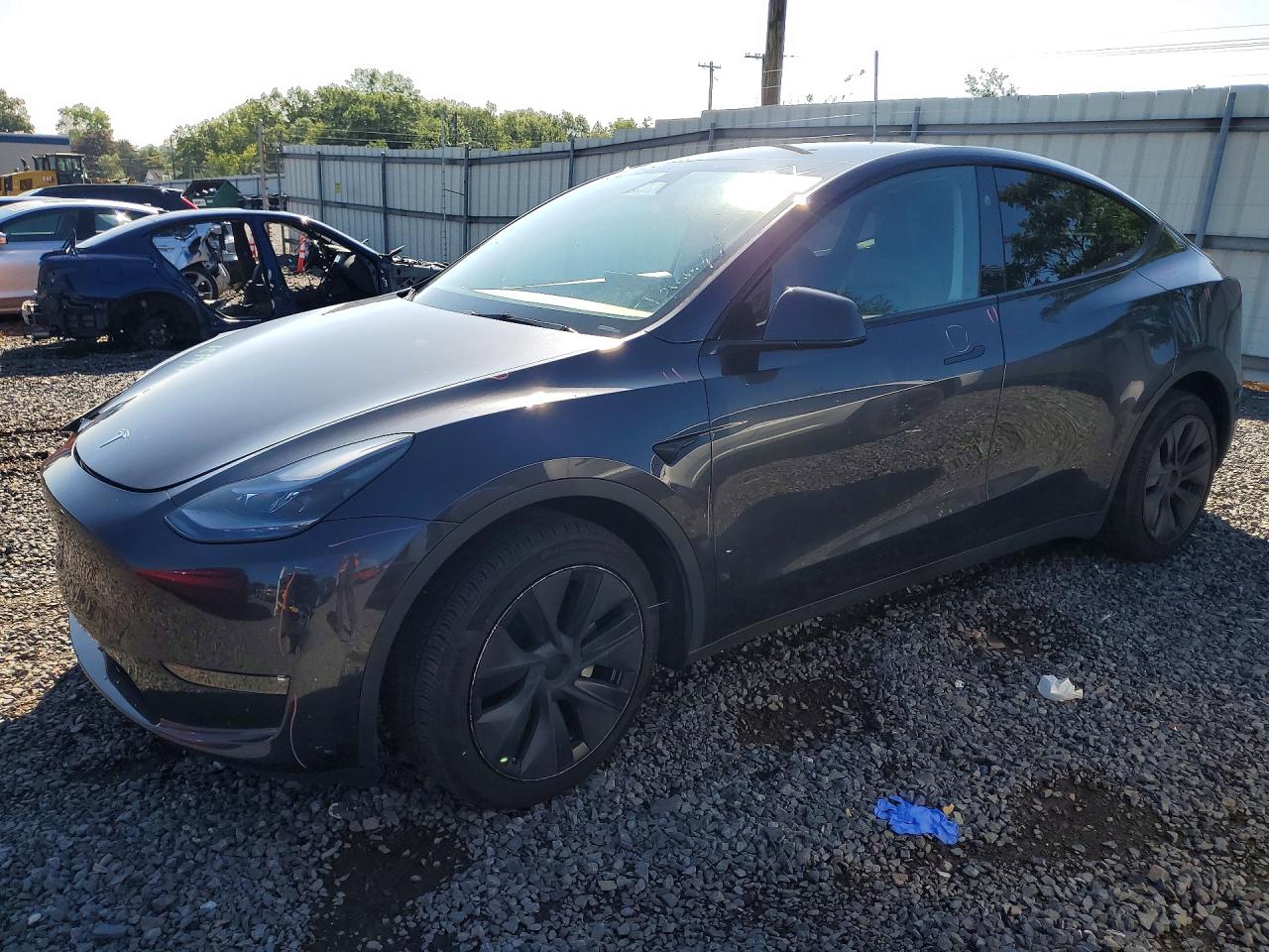 2024 TESLA MODEL Y