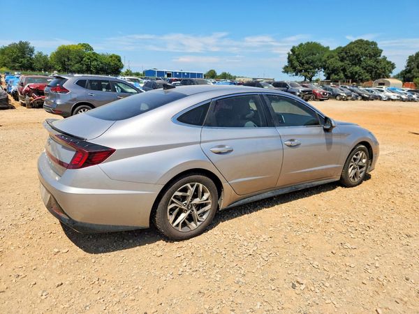 2021 HYUNDAI SONATA