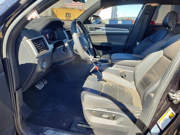 2021 VOLKSWAGEN ATLAS CROSS SPORT SEL R-Line