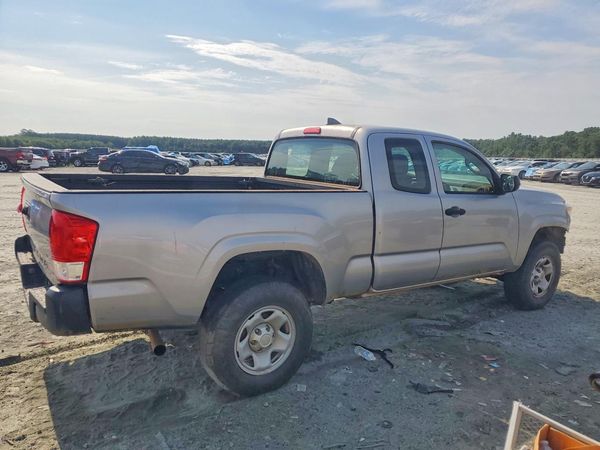 2017 TOYOTA TACOMA SR/SR5