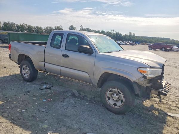 2017 TOYOTA TACOMA SR/SR5