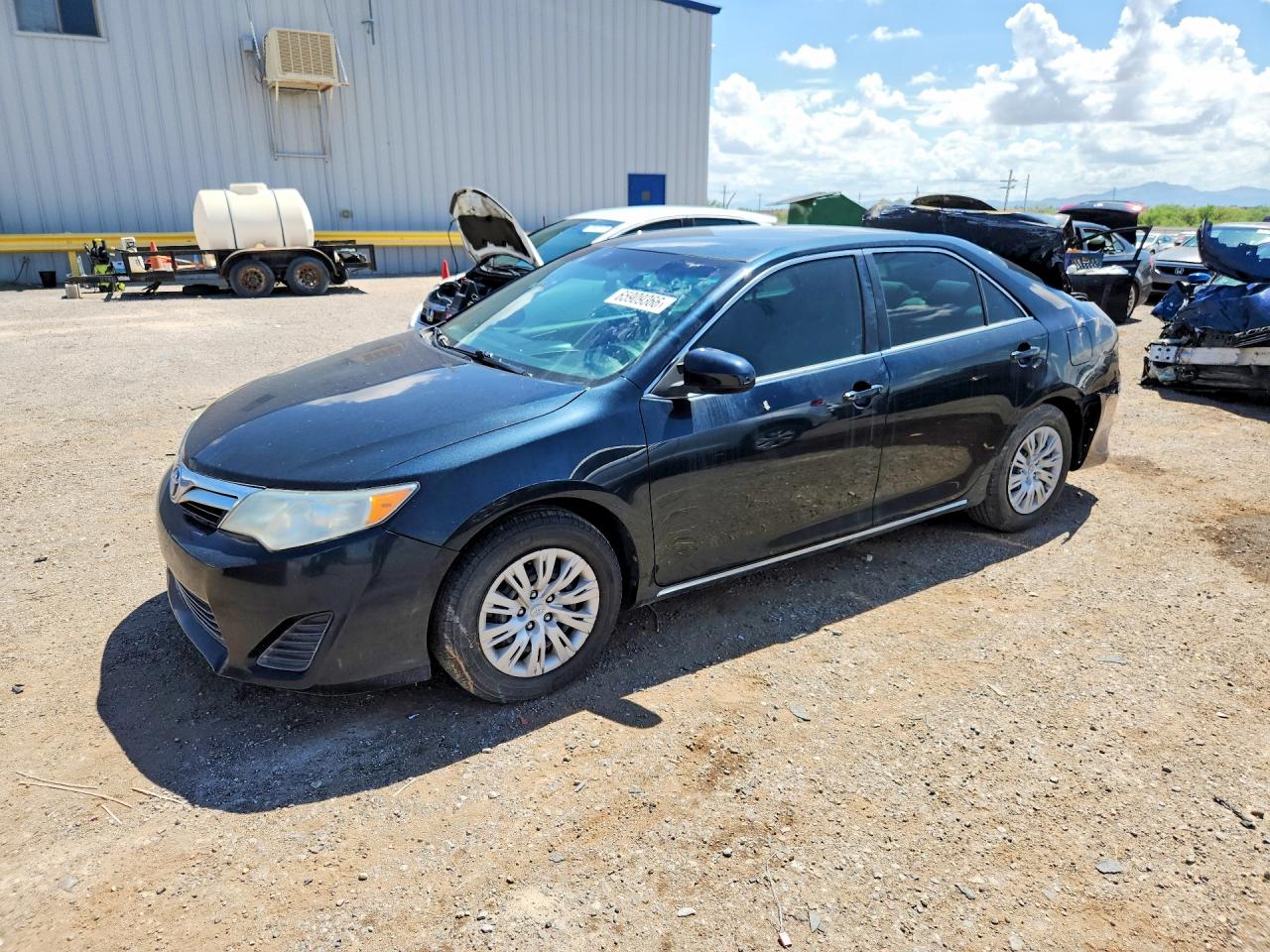 2014 TOYOTA CAMRY