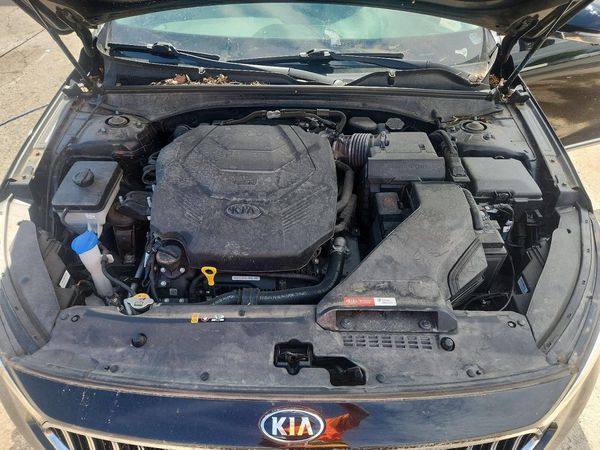 2020 KIA CADENZA Technology