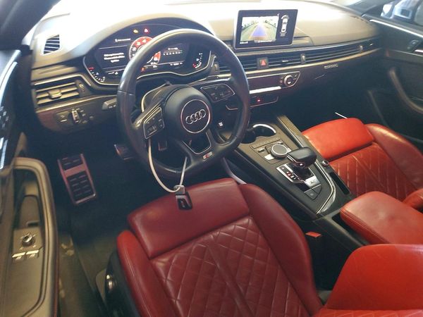 2018 AUDI S5