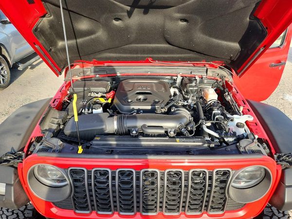 2026 JEEP WRANGLER — Engine bay