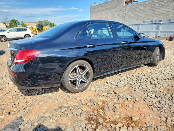 2019 MERCEDES-BENZ E