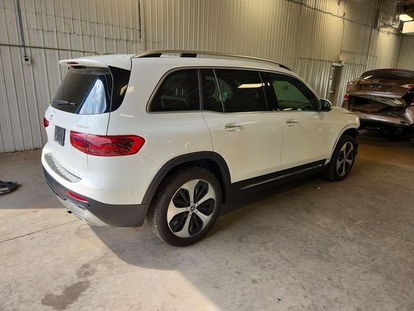 2024 MERCEDES-BENZ GLB