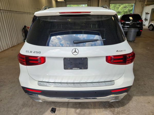 2024 MERCEDES-BENZ GLB