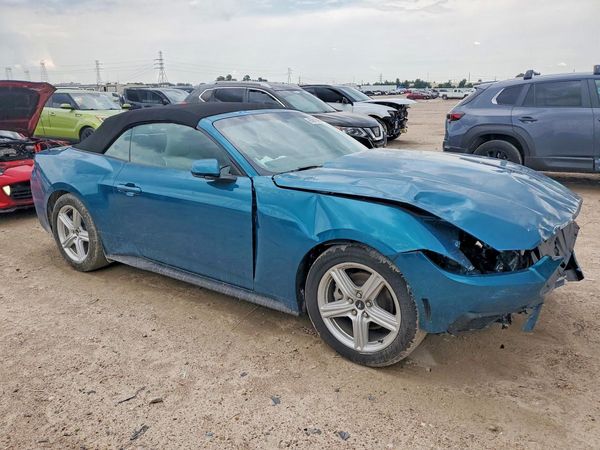 2026 FORD MUSTANG I4