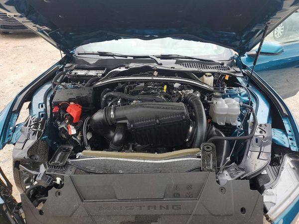 2026 FORD MUSTANG I4