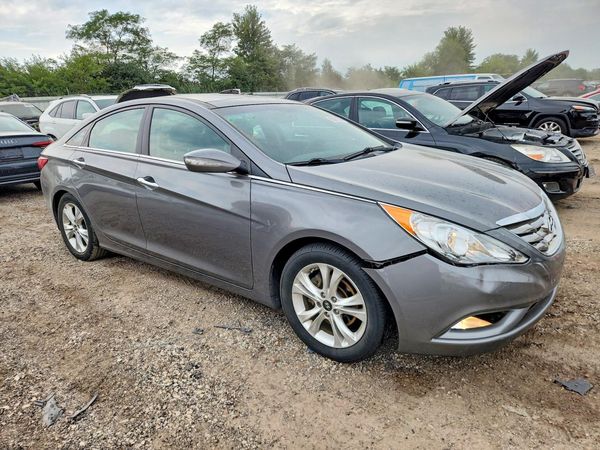 2013 HYUNDAI SONATA