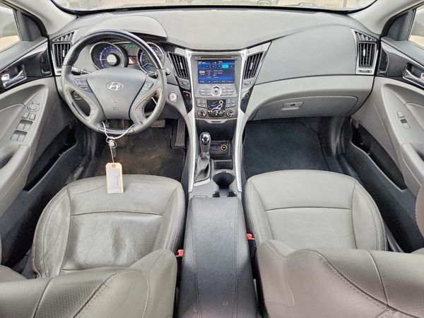 2013 HYUNDAI SONATA
