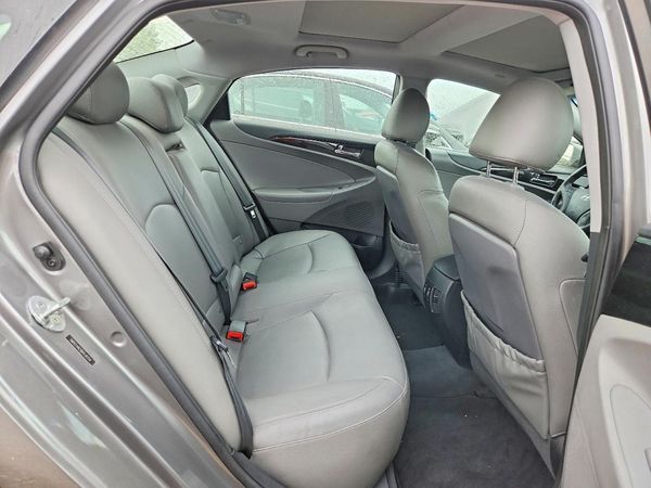 2013 HYUNDAI SONATA