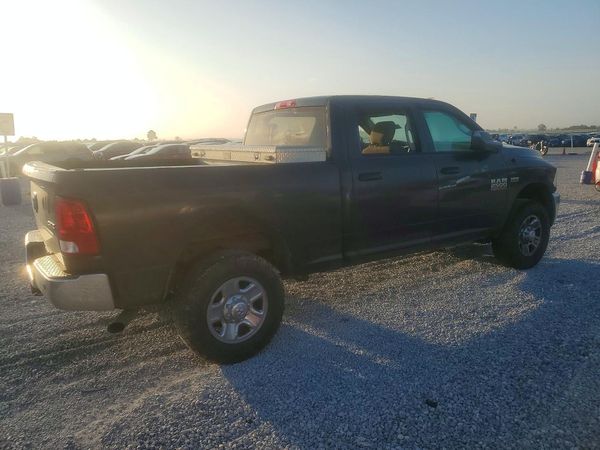 2016 RAM 2500 ST